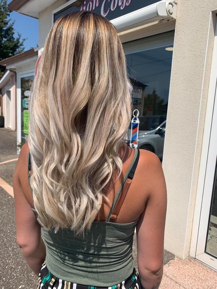 Balayage blond clair